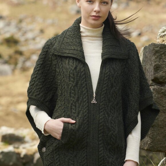 Ireland Aran Crafts 100% Merino Wool Cable Knit Poncho Sweater Jacket Green S/M - Picture 1 of 10